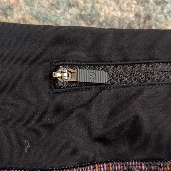 Lululemon Speed Up Short *2.5" - Picture 7 of 9